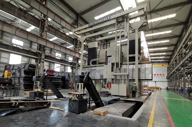 中譽鼎力錘破生產車間