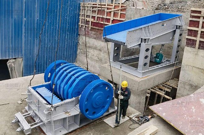 振動(dòng)給料機(jī)