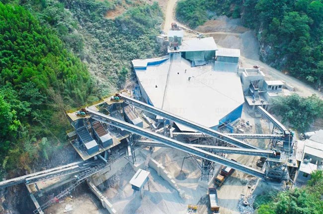 四川宜賓年產(chǎn)120萬(wàn)噸石灰?guī)r破碎生產(chǎn)線