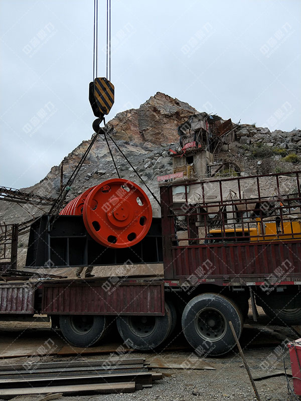 ��ʯ�C���b