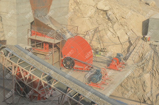 錘式石子破碎機實拍圖展示 石子破碎機圖片展示