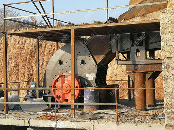 �������N����C