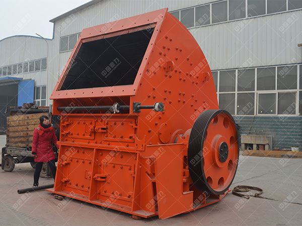 �������N����C