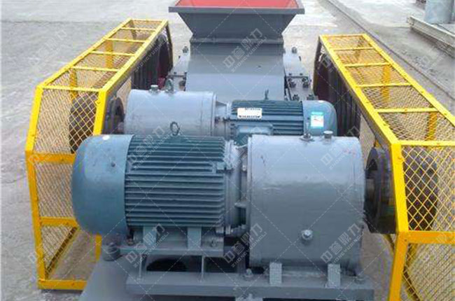 ��݁����C