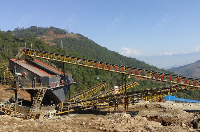 四川西昌時(shí)產(chǎn)250-350噸花崗巖碎石生產(chǎn)線