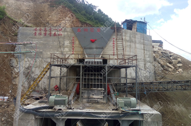云南騰沖市金嶺石業(yè)時產600噸碎石生產線